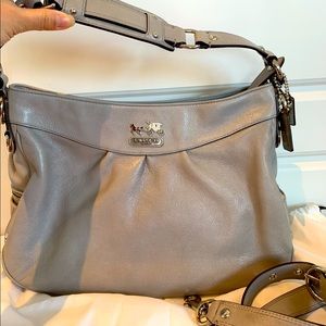 💯COACH Light grey, leather handbag - like new with dust bag
